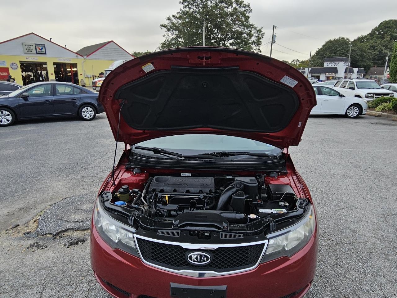 Kia Forte 4dr Sdn Auto EX 2010
