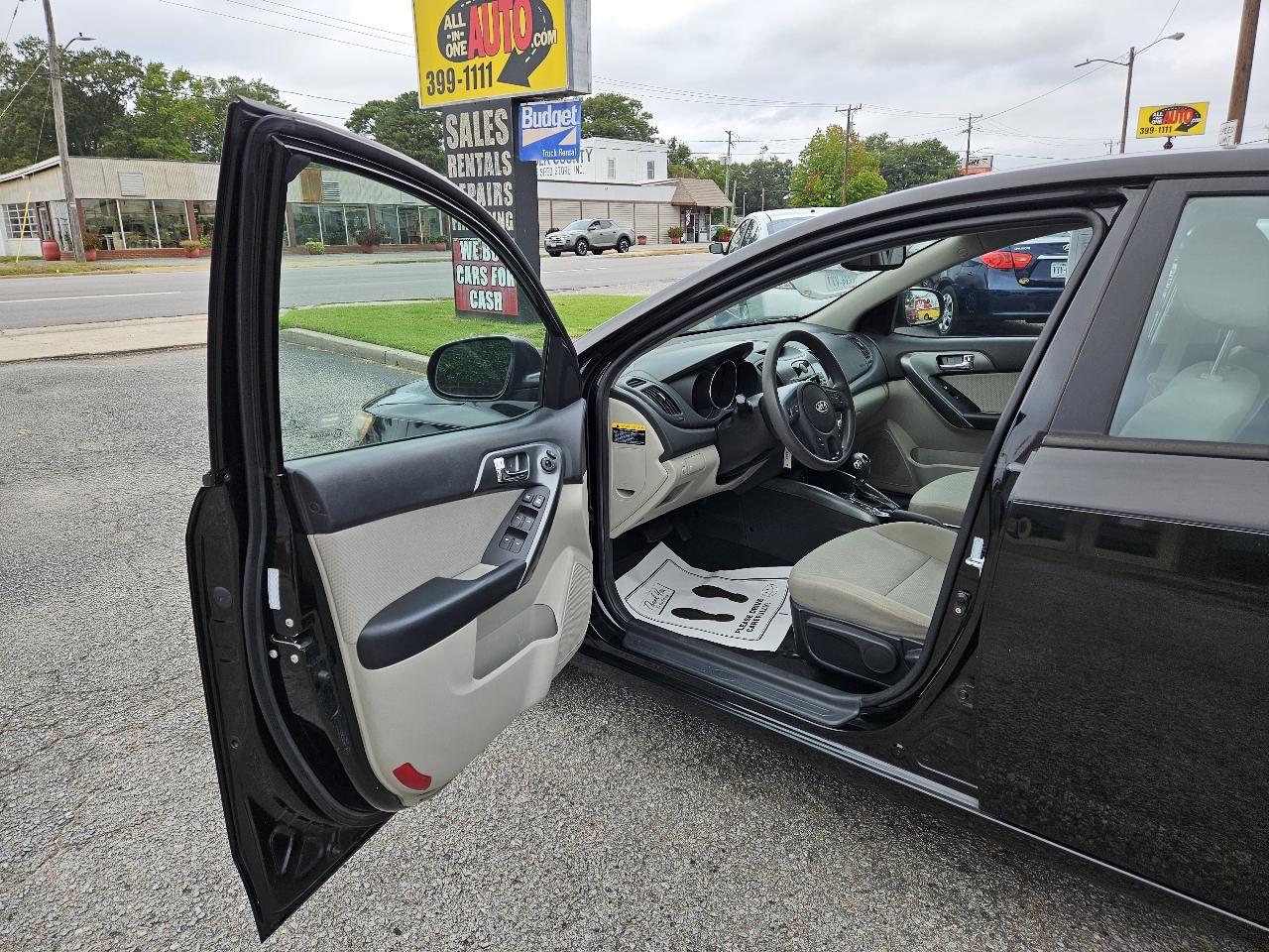 Kia Forte 4dr Sdn Auto EX 2013