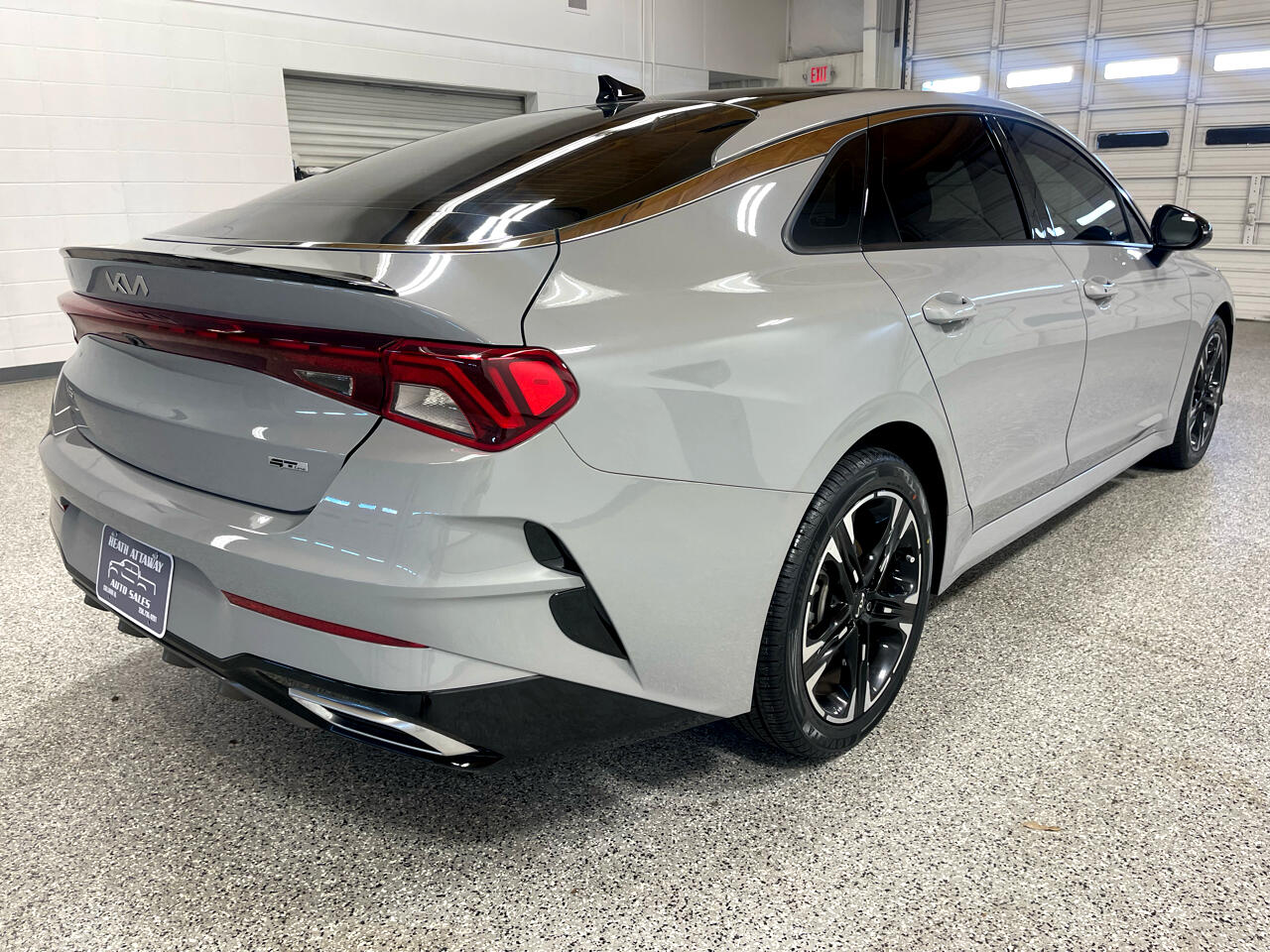2023 Kia K5 GT-Line photo 5
