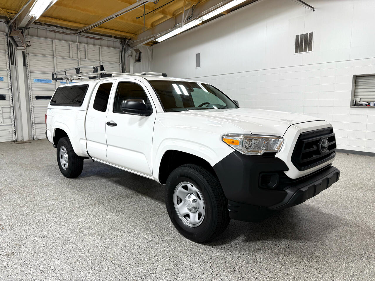 2022 Toyota Tacoma SR5 Access Cab photo 6