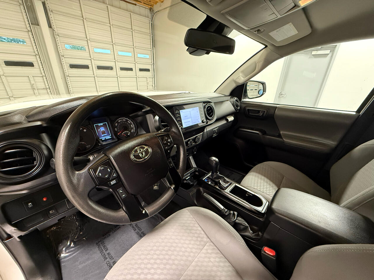 2022 Toyota Tacoma SR5 Access Cab photo 12