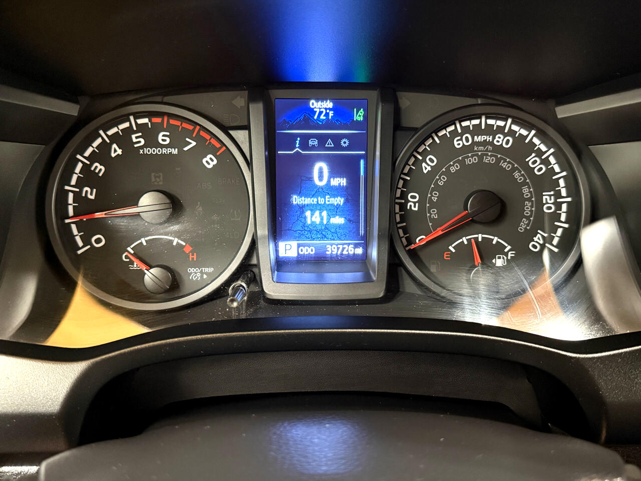 2022 Toyota Tacoma SR5 Access Cab photo 13