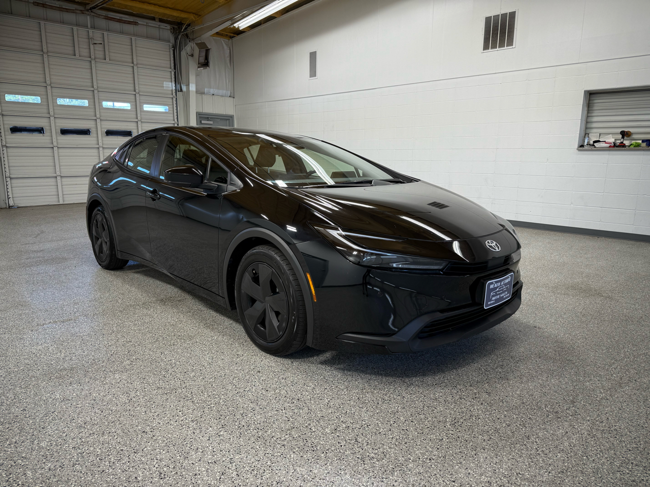 2023 Toyota Prius LE photo 4