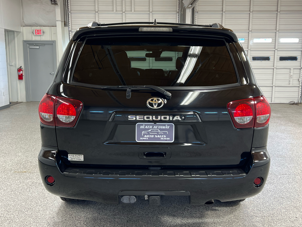 2019 Toyota Sequoia SR5 photo 3