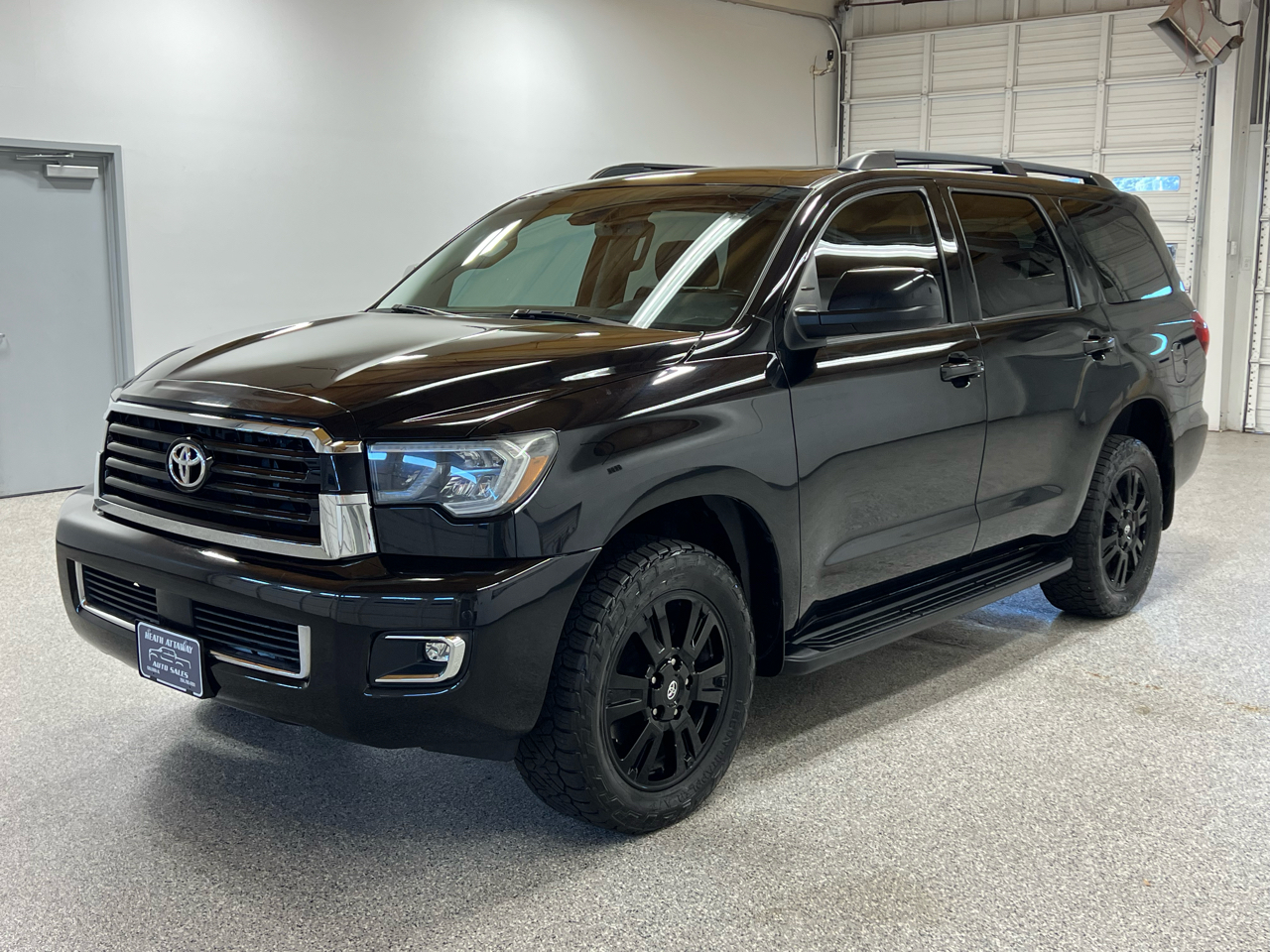 2019 Toyota Sequoia SR5 photo 8