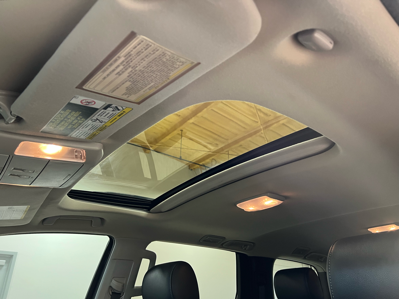 2019 Toyota Sequoia SR5 photo 14