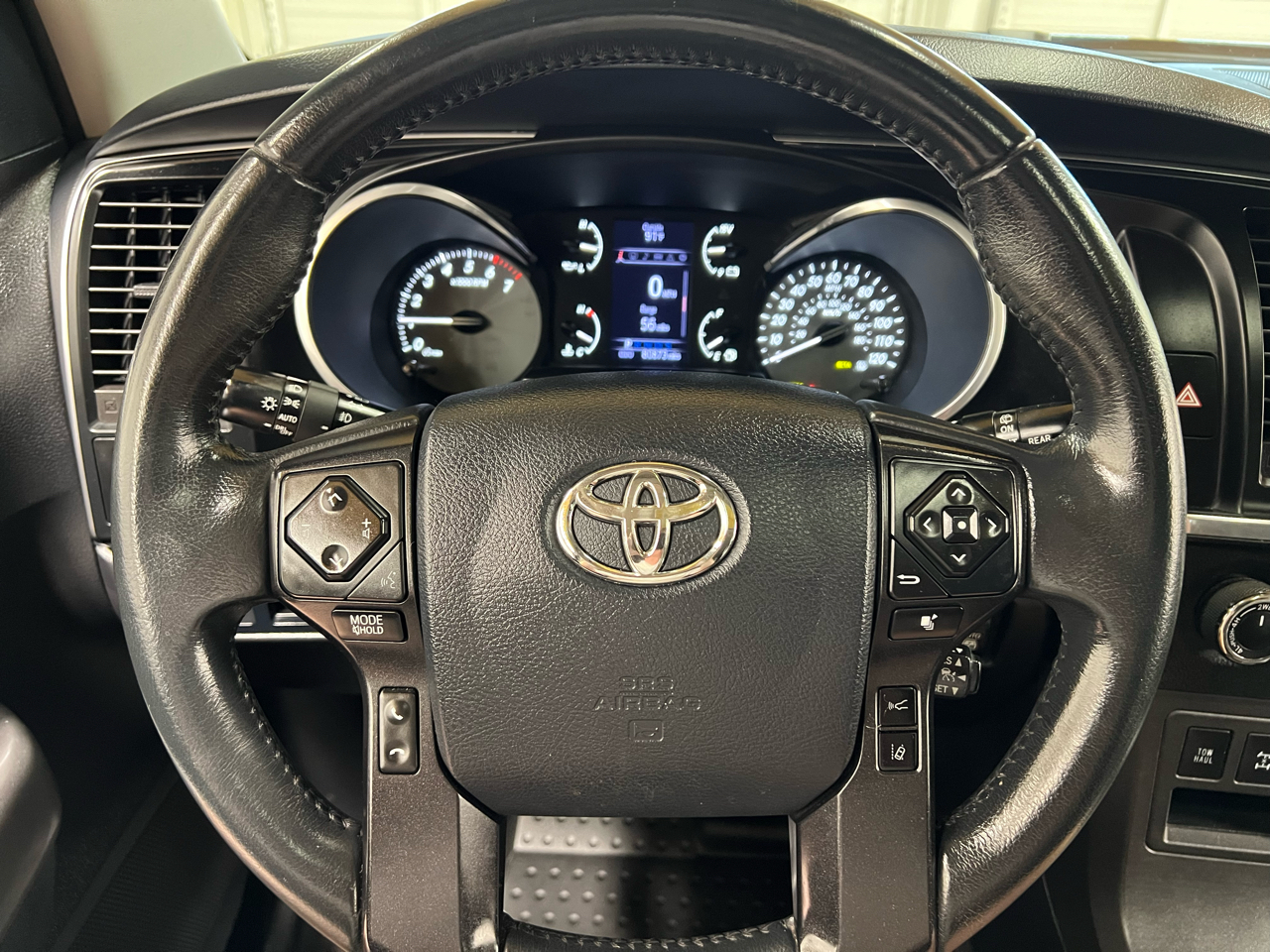2019 Toyota Sequoia SR5 photo 15