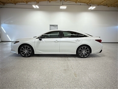 2019 Toyota Avalon 