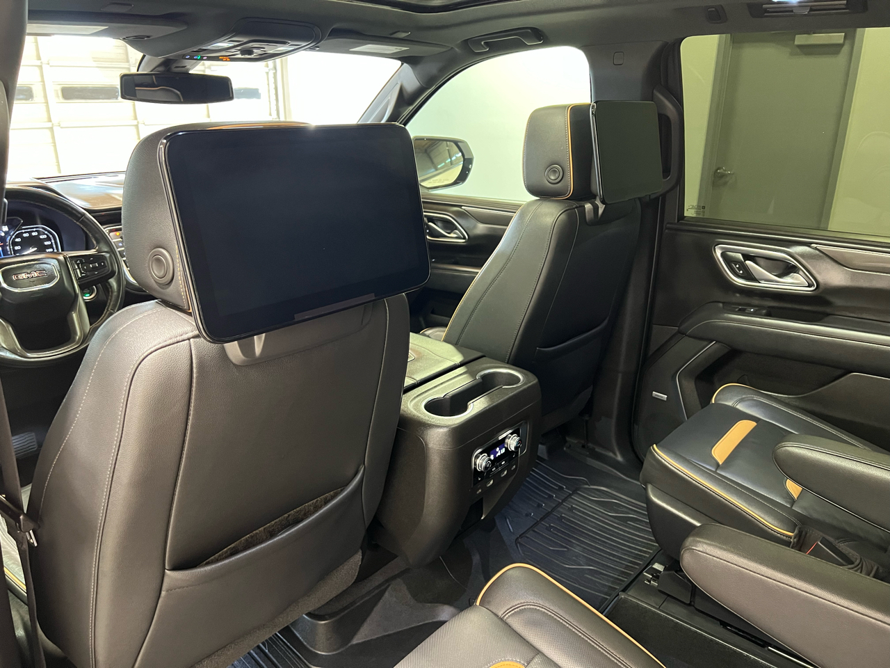 2021 Gmc Yukon AT4 photo 23