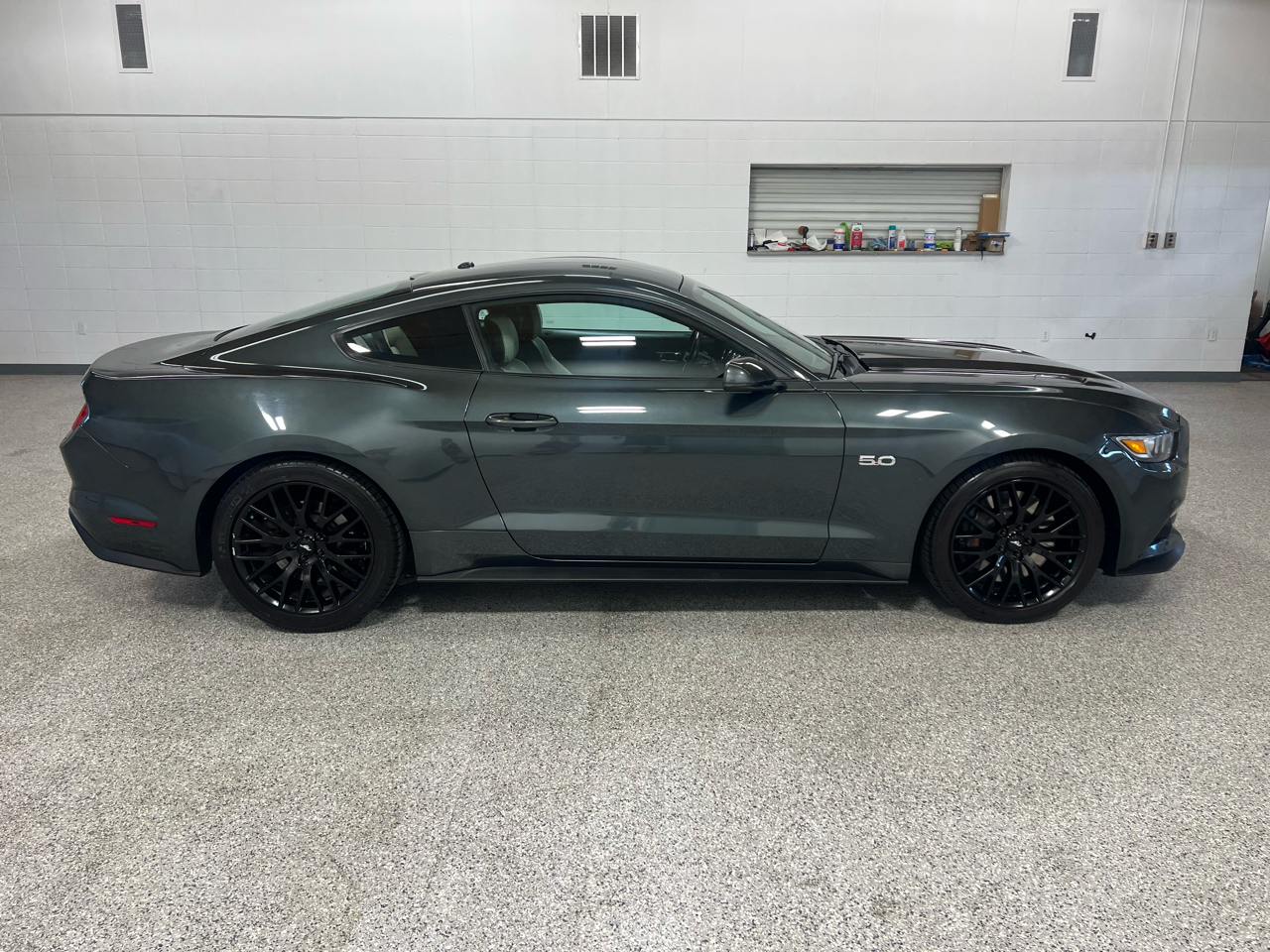2016 Ford Mustang GT photo 4