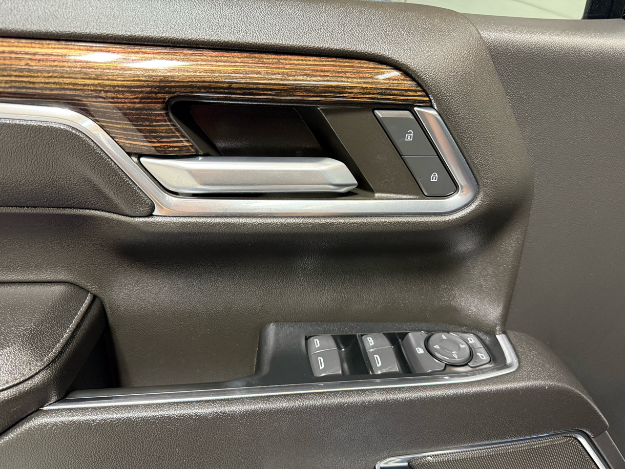 2023 Gmc Sierra 1500 Elevation photo 13