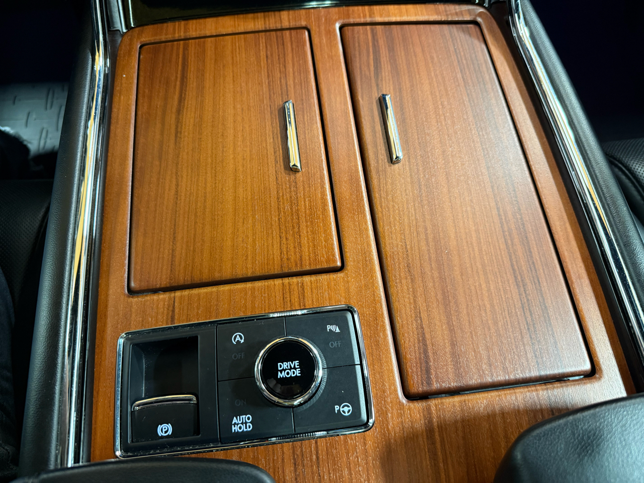 2020 Lincoln Navigator L Reserve photo 17