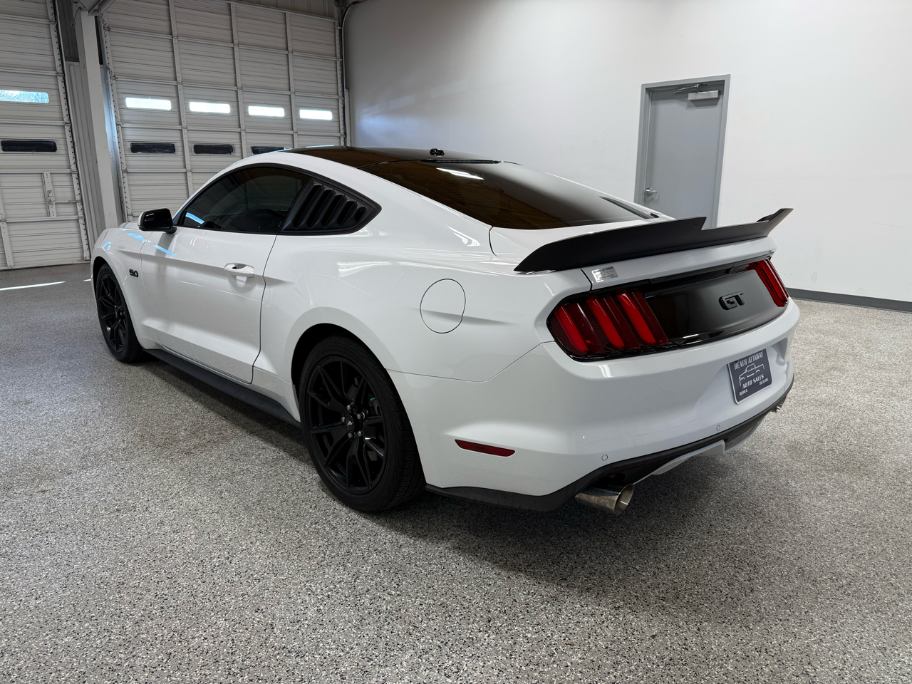 2017 Ford Mustang GT Premium photo 2