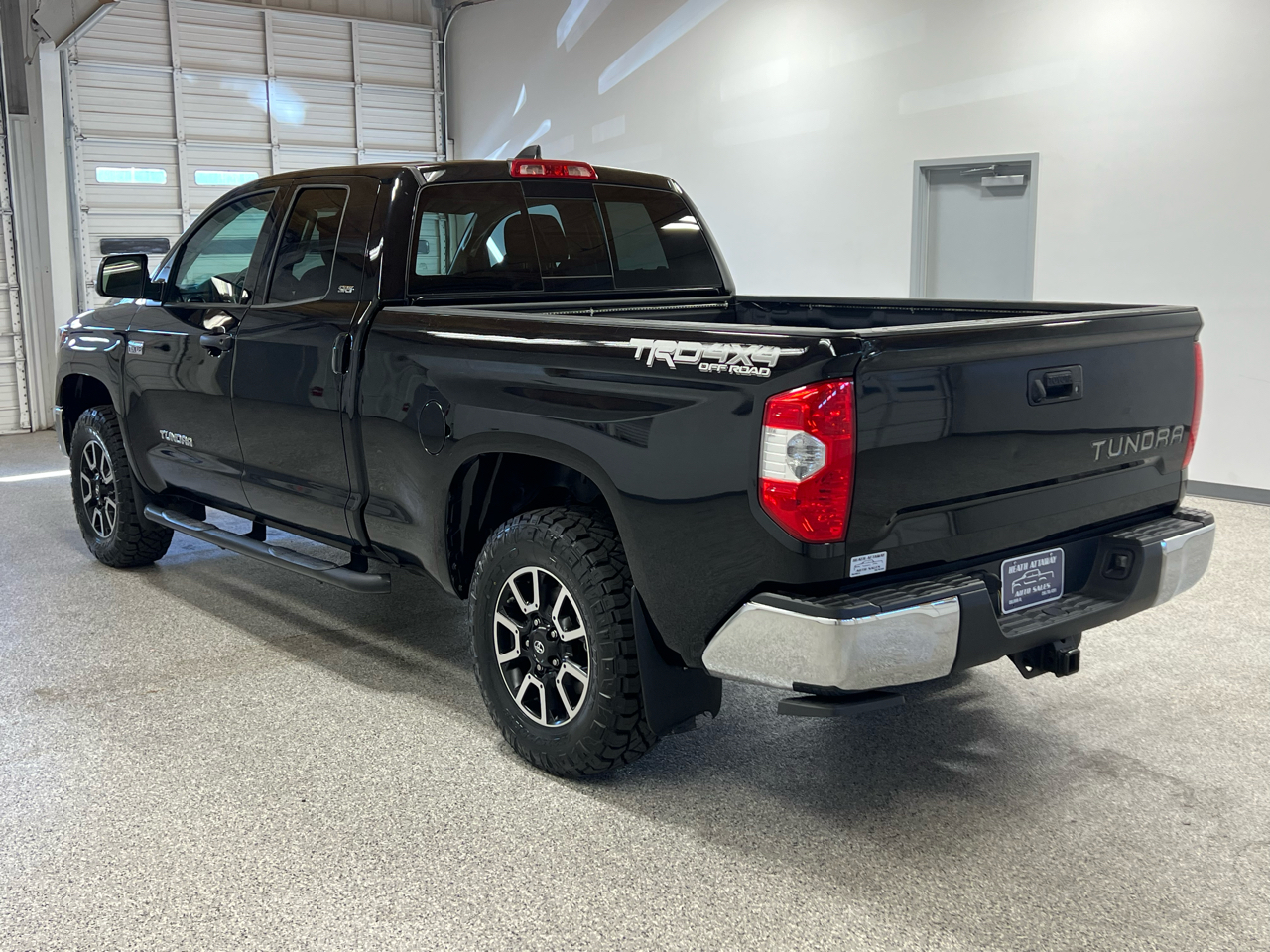 Toyota Tundra 4WD  2020