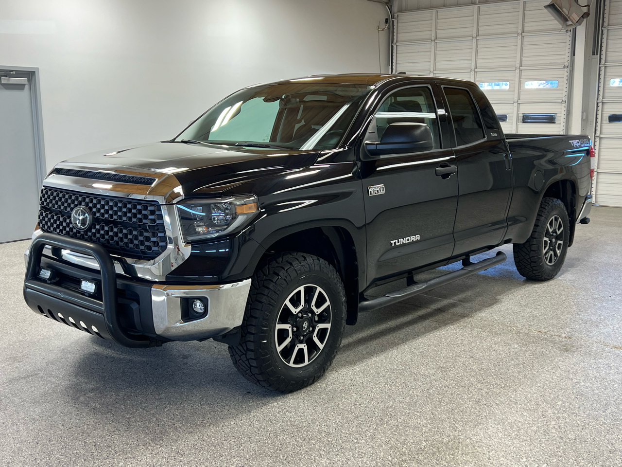 Toyota Tundra 4WD  2020