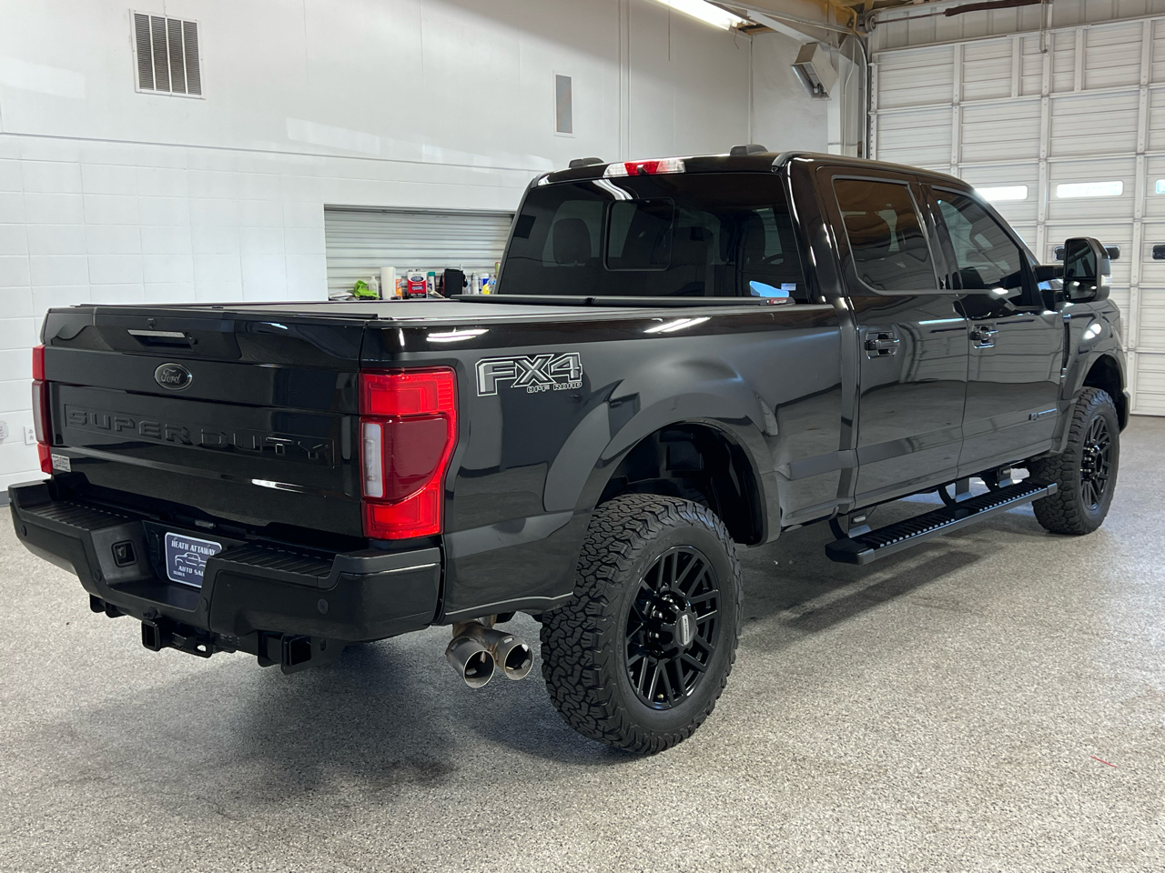 2020 Ford F-250 Lariat FX4 photo 4