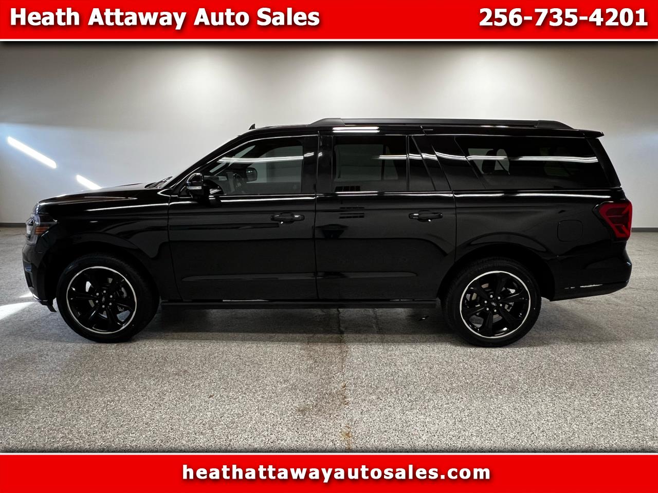 2023 Ford Expedition Limited's photo