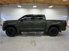 2023 Toyota Tundra 4WD 