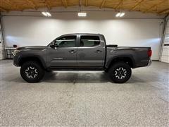 2017 Toyota Tacoma 