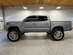 2021 Toyota Tacoma 4WD 