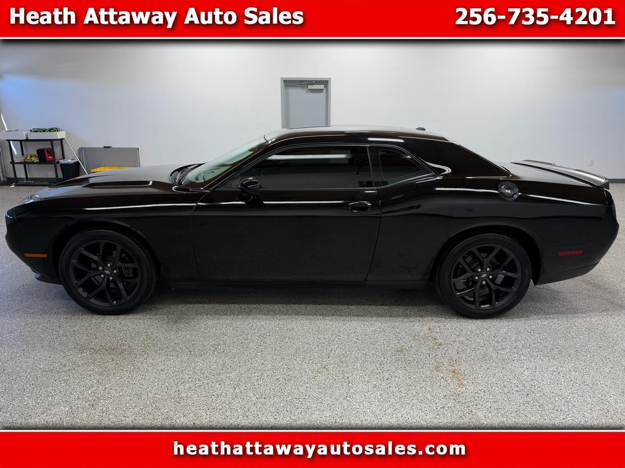 2021 Dodge Challenger SXT Auto's photo