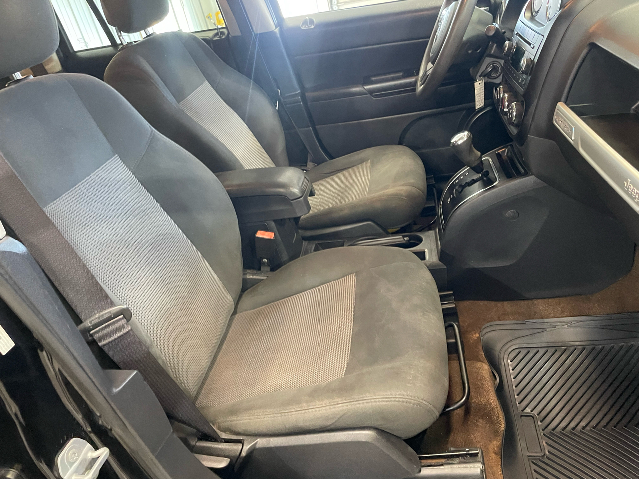 Jeep Compass Sport FWD 2015 Jeep Compass Sport FWD 2015