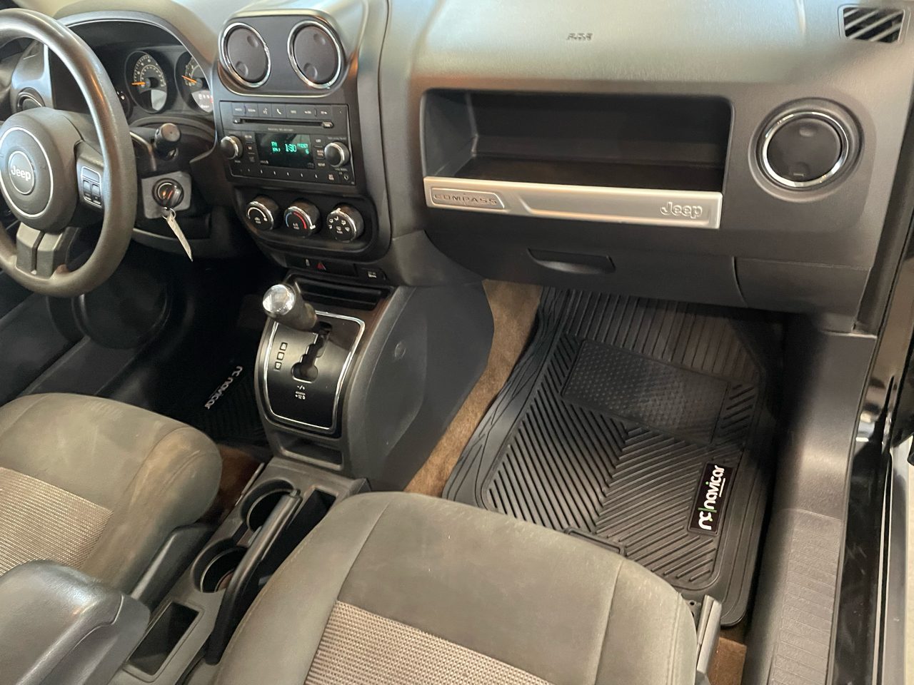 Jeep Compass Sport FWD 2015 Jeep Compass Sport FWD 2015