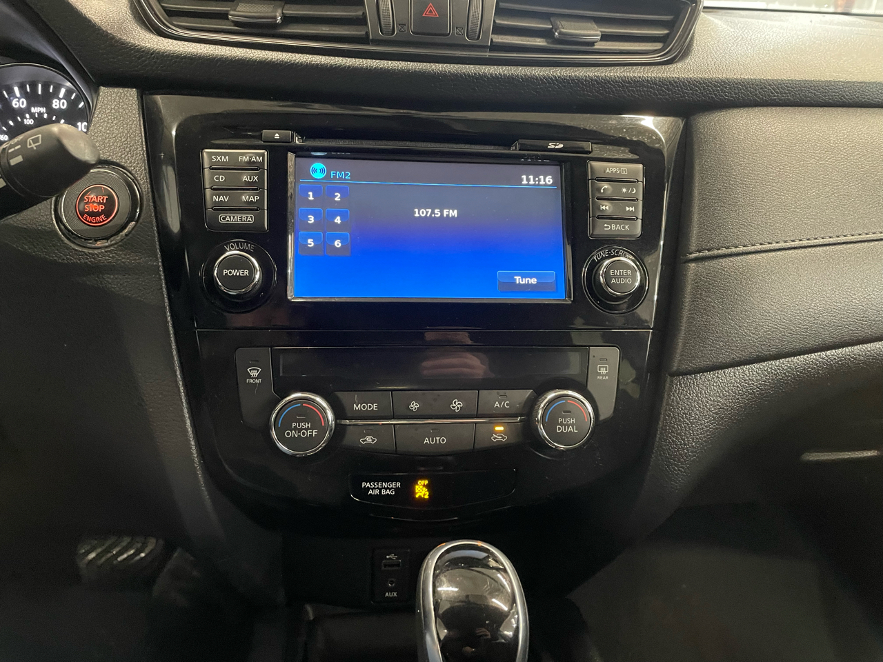 Nissan Rogue SV AWD 2017 Nissan Rogue SV AWD 2017