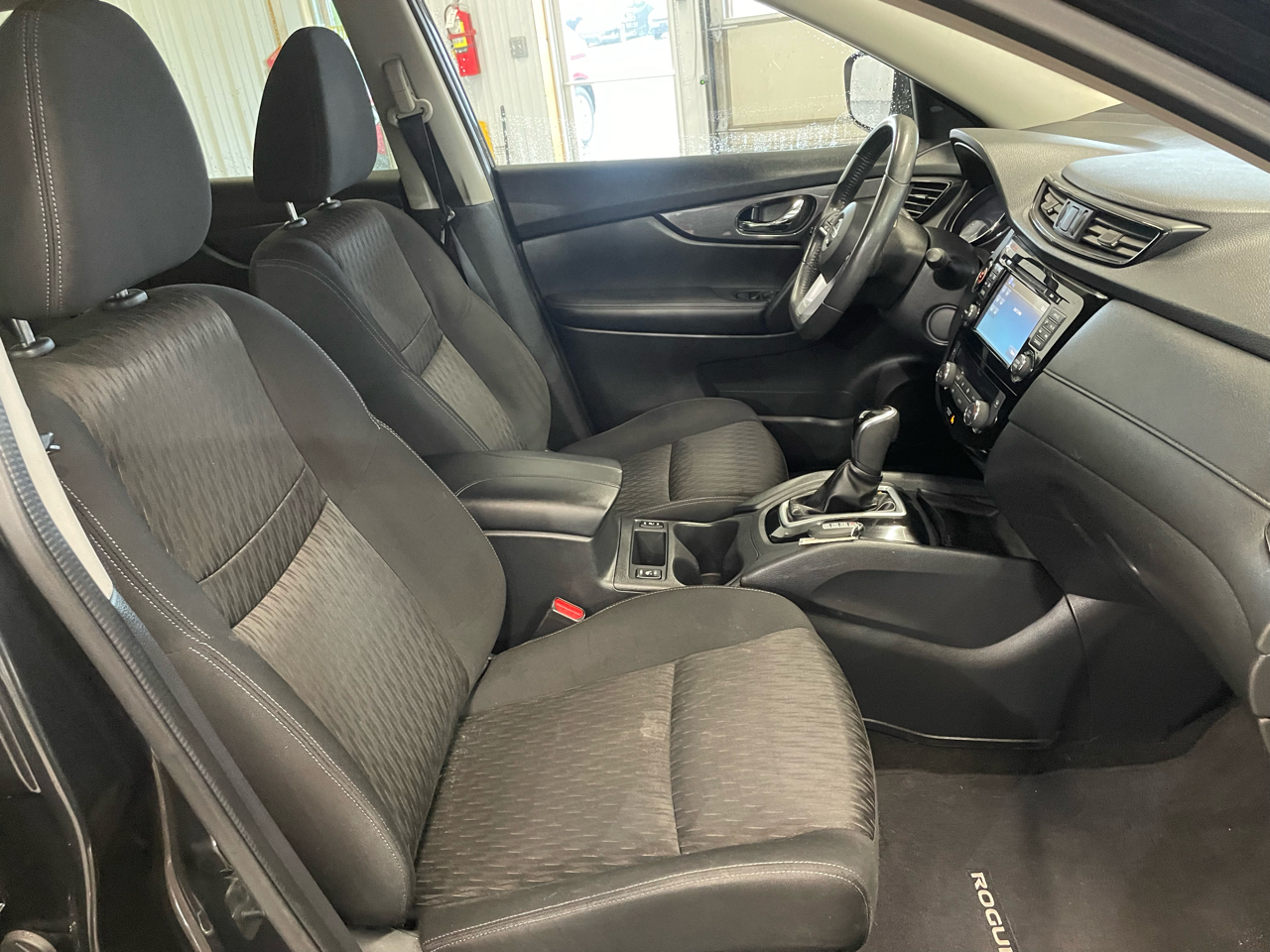 Nissan Rogue SV AWD 2017 Nissan Rogue SV AWD 2017