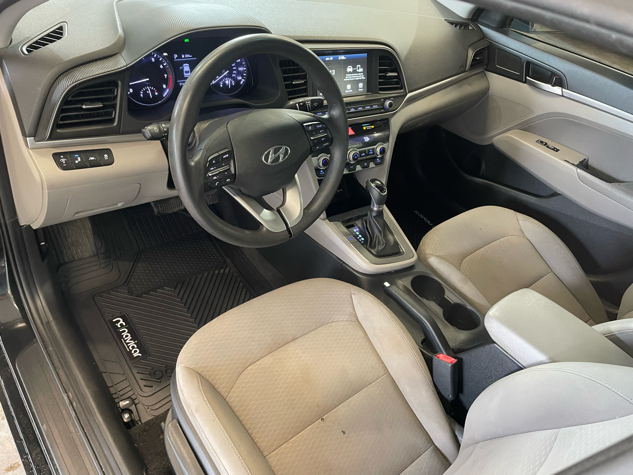 Hyundai Elantra Limited 2020