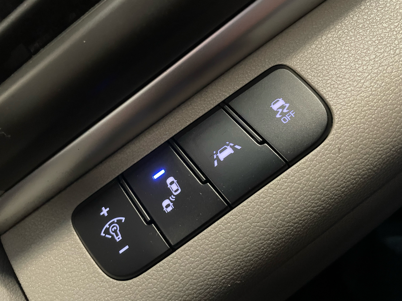 Hyundai Elantra Limited 2020