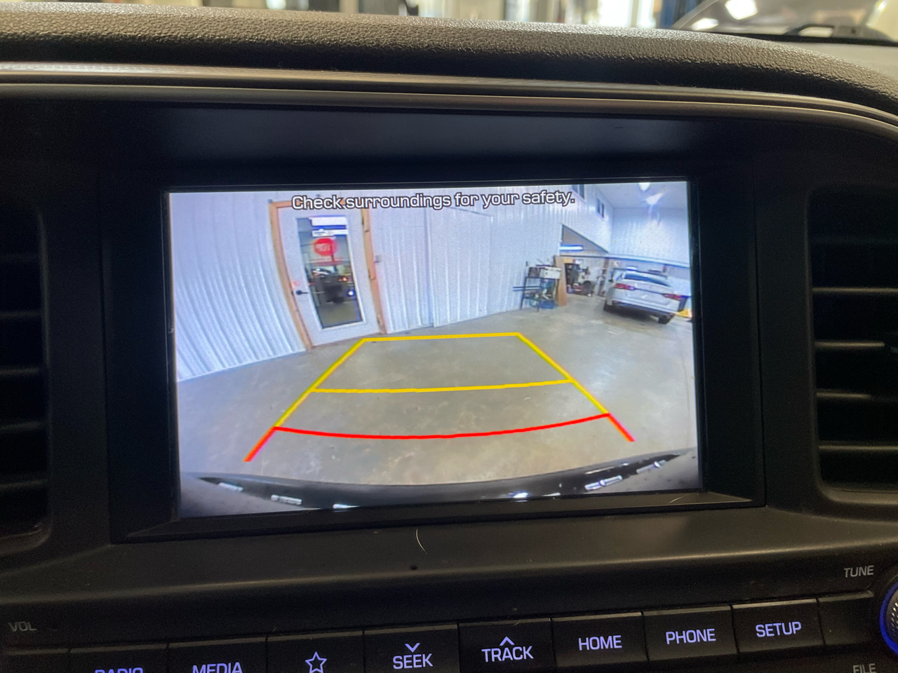 Hyundai Elantra Limited 2020