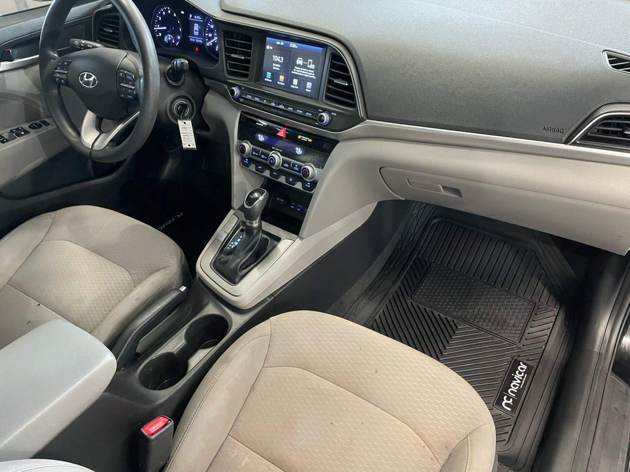 Hyundai Elantra Limited 2020