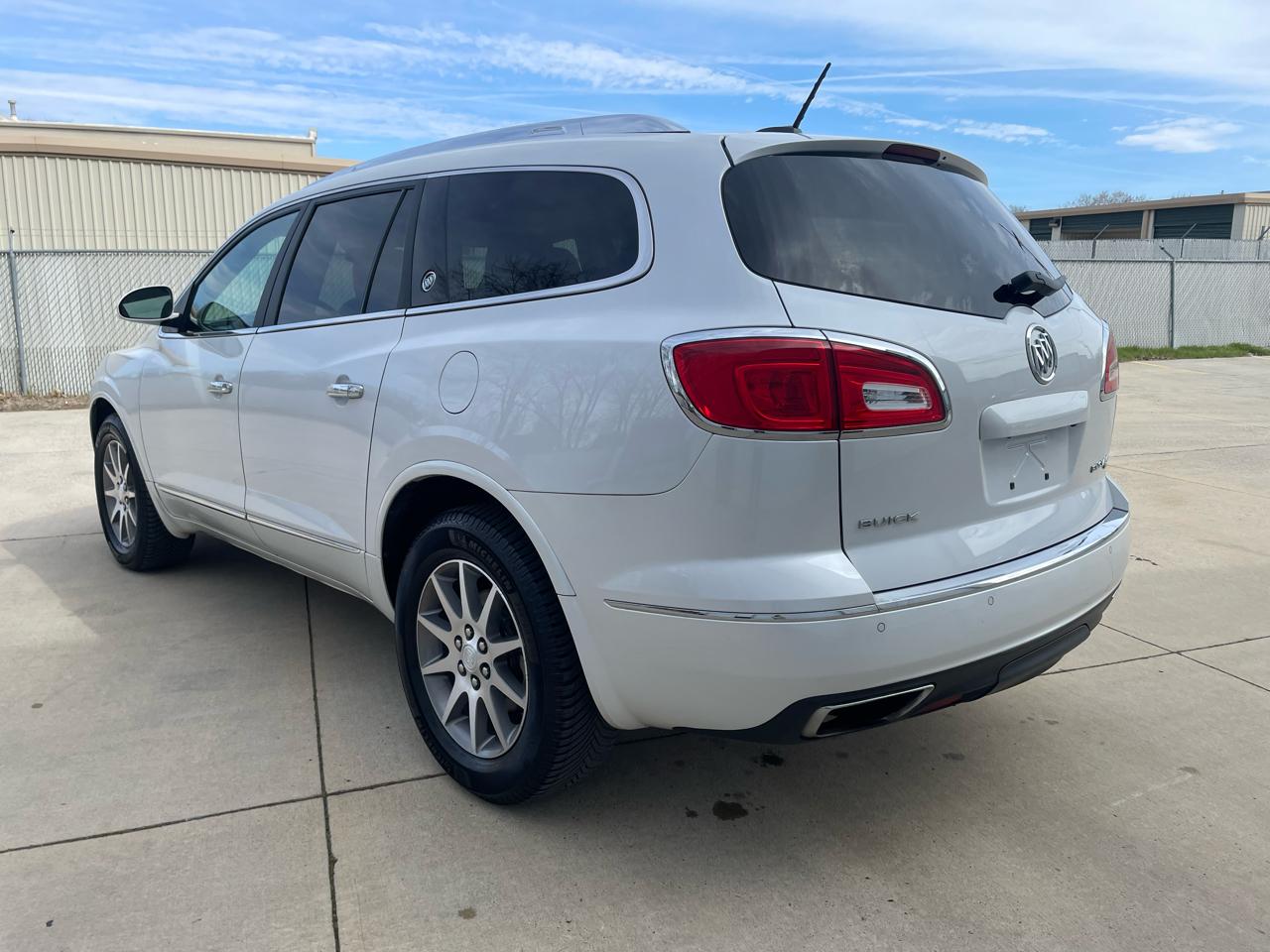 Buick Enclave Leather AWD 2017