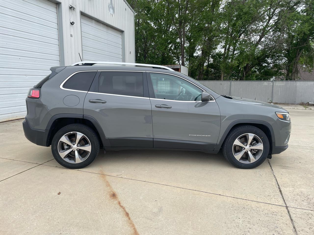 Jeep Cherokee Limited FWD 2020