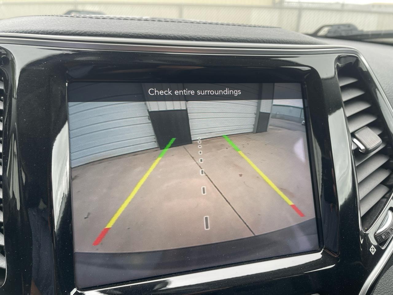 Jeep Cherokee Limited FWD 2020