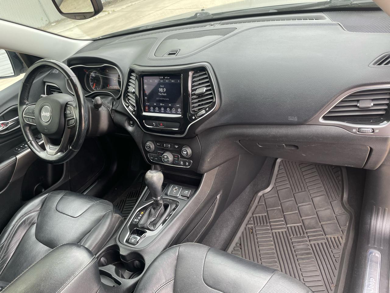 Jeep Cherokee Limited FWD 2020