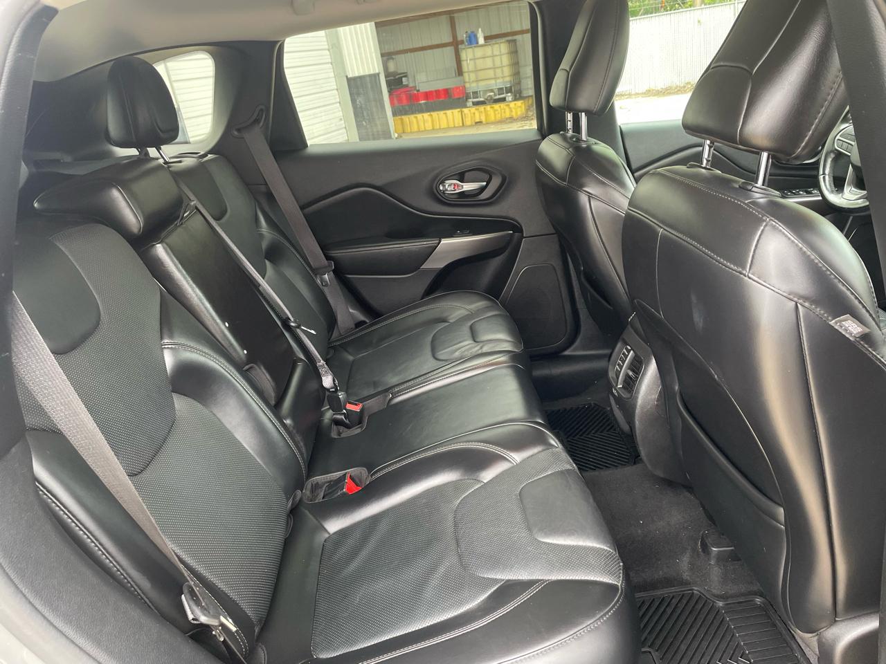 Jeep Cherokee Limited FWD 2020