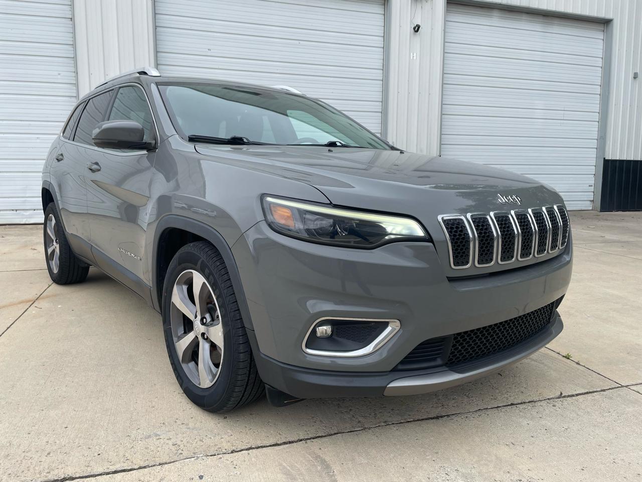2020 Jeep Cherokee Limited's photo