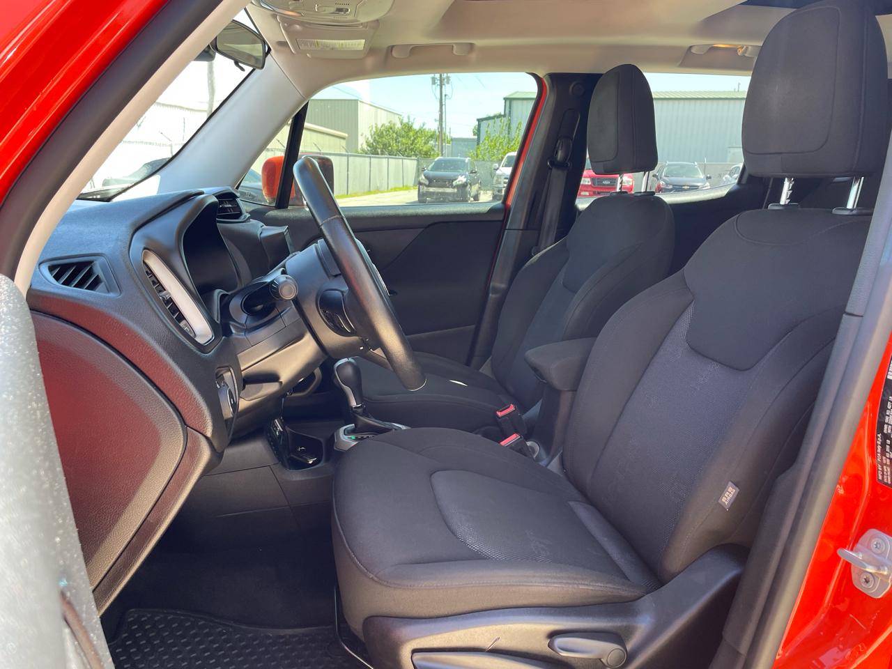 Jeep Renegade Latitude FWD 2016