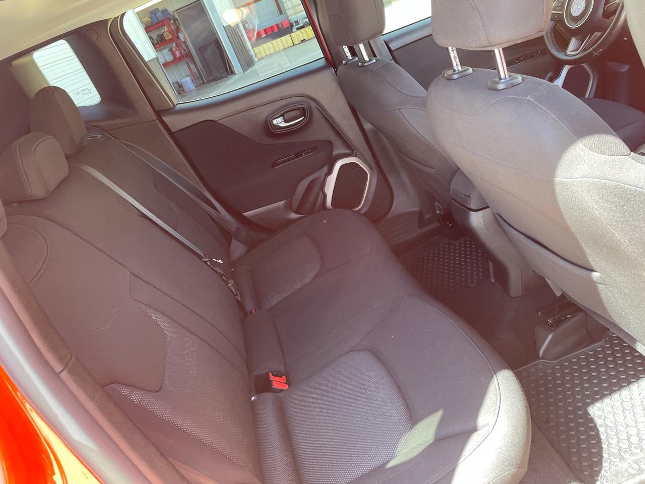 Jeep Renegade Latitude FWD 2016