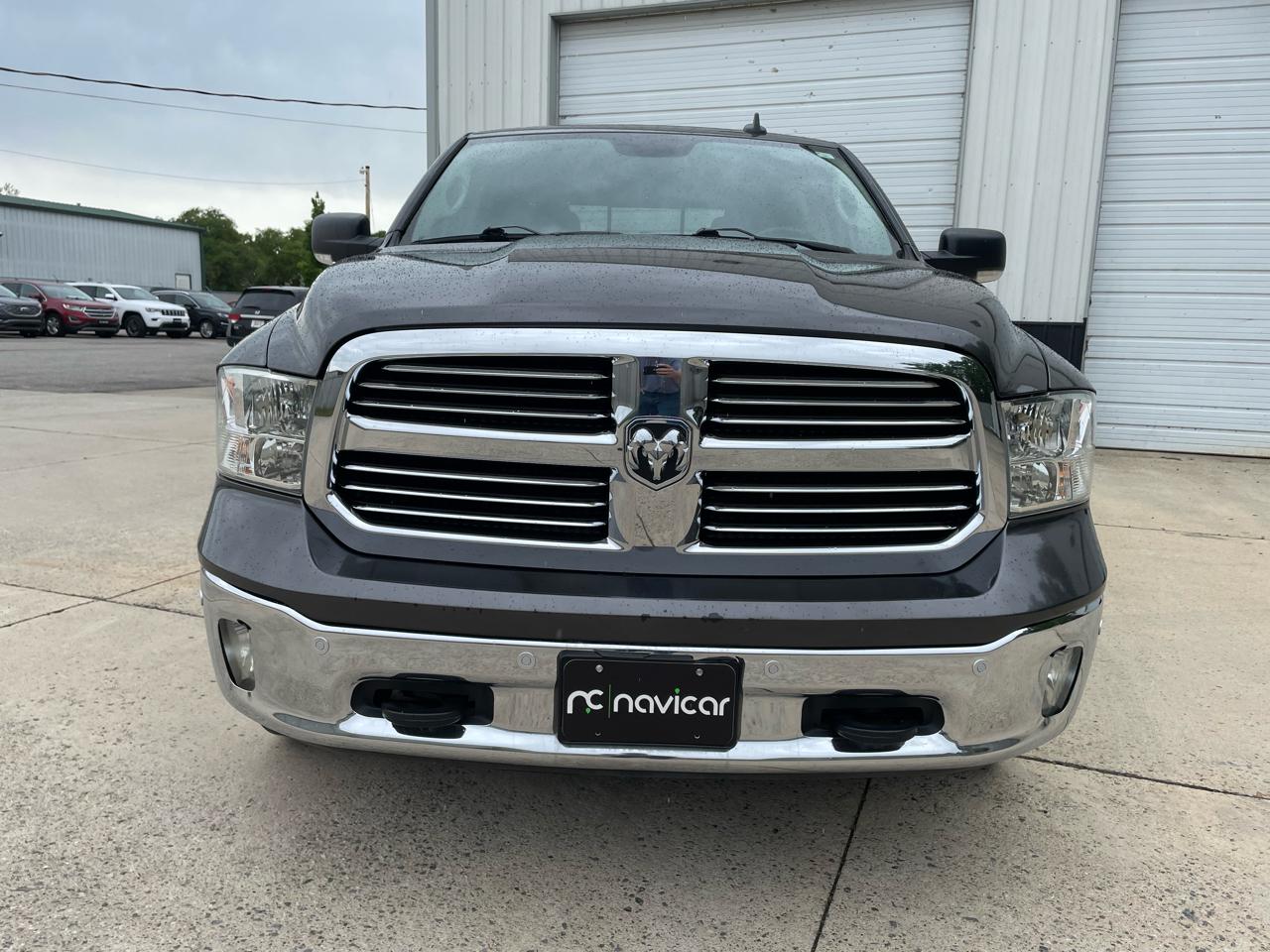 RAM 1500 SLT Crew Cab SWB 4WD 2017