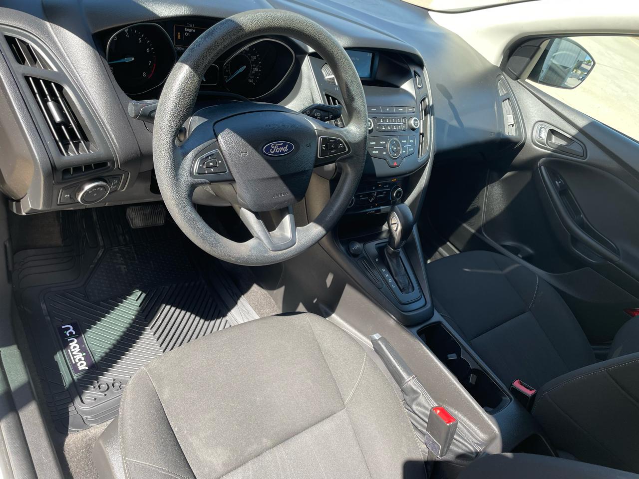 Ford Focus S Sedan 2018