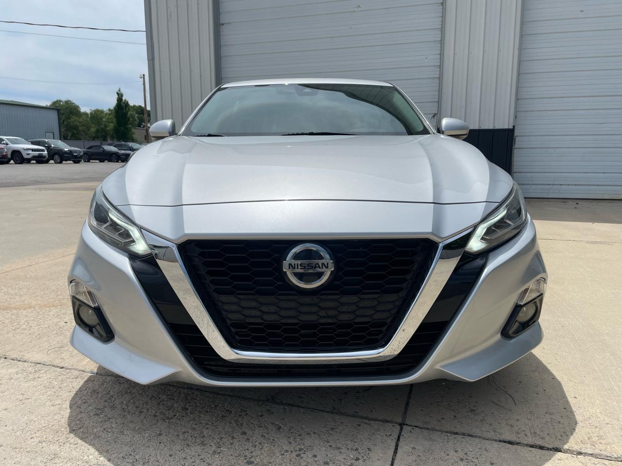 Nissan Altima 2.5 SL 2020