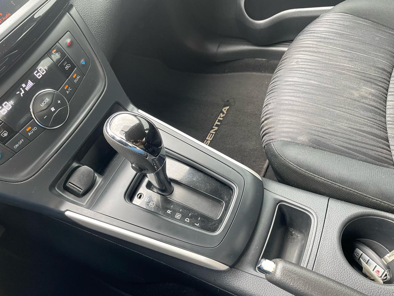 Nissan Sentra S CVT 2019