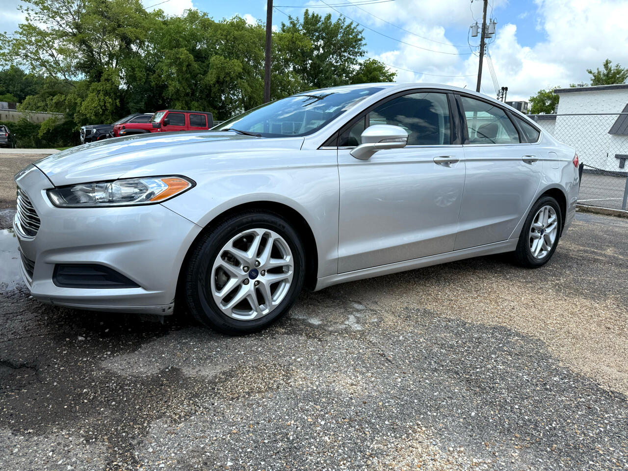 Image 5 of 2015 Ford Fusion SE
