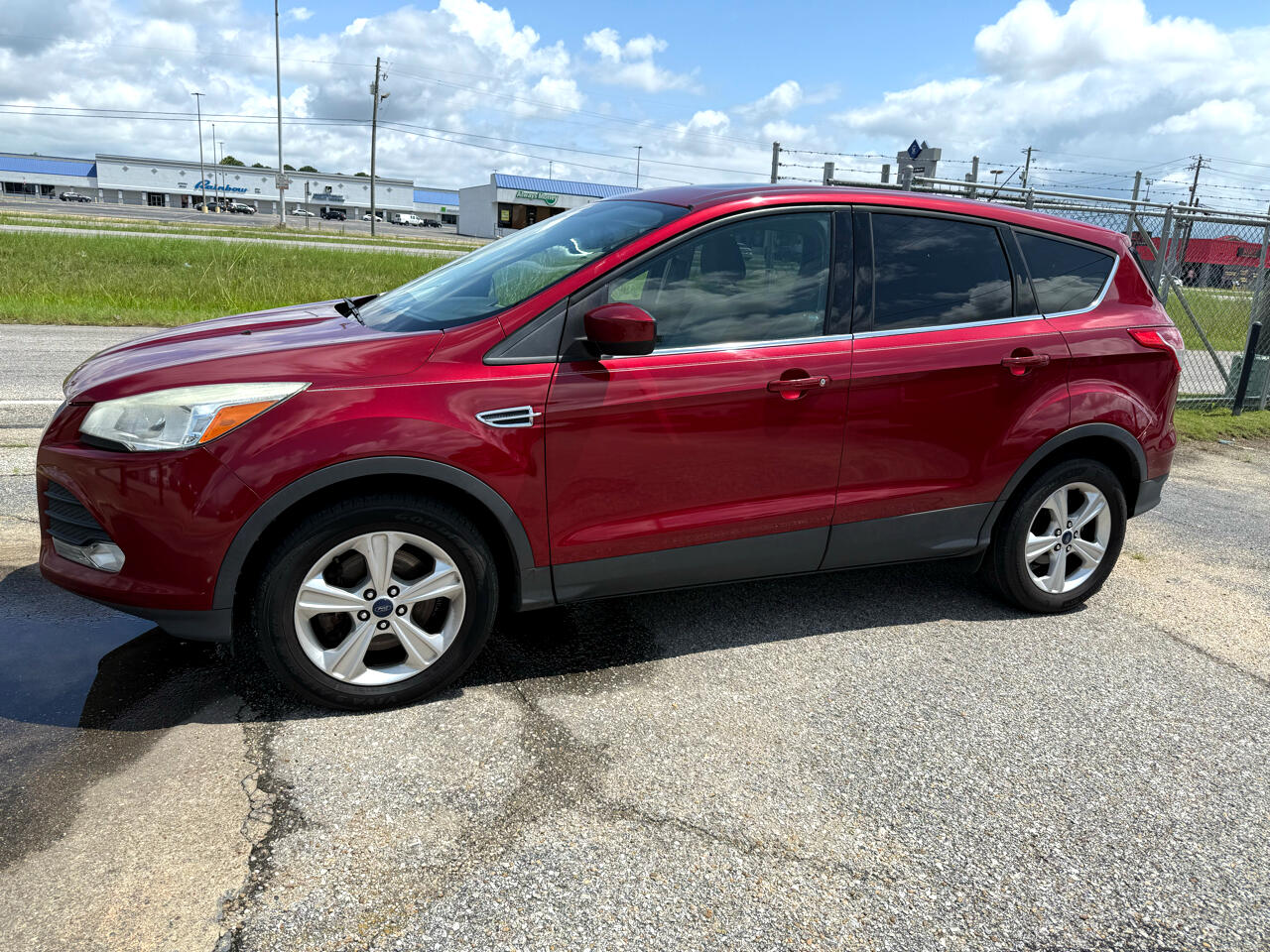 Image 2 of 2014 Ford Escape SE 4WD
