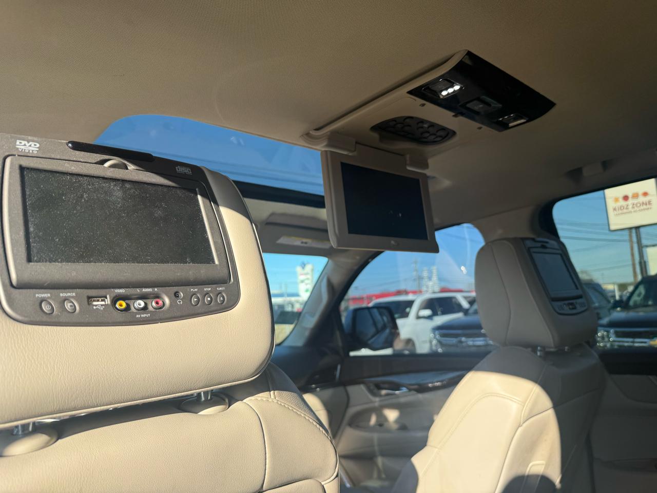 Cadillac Escalade Premium 2WD 2017