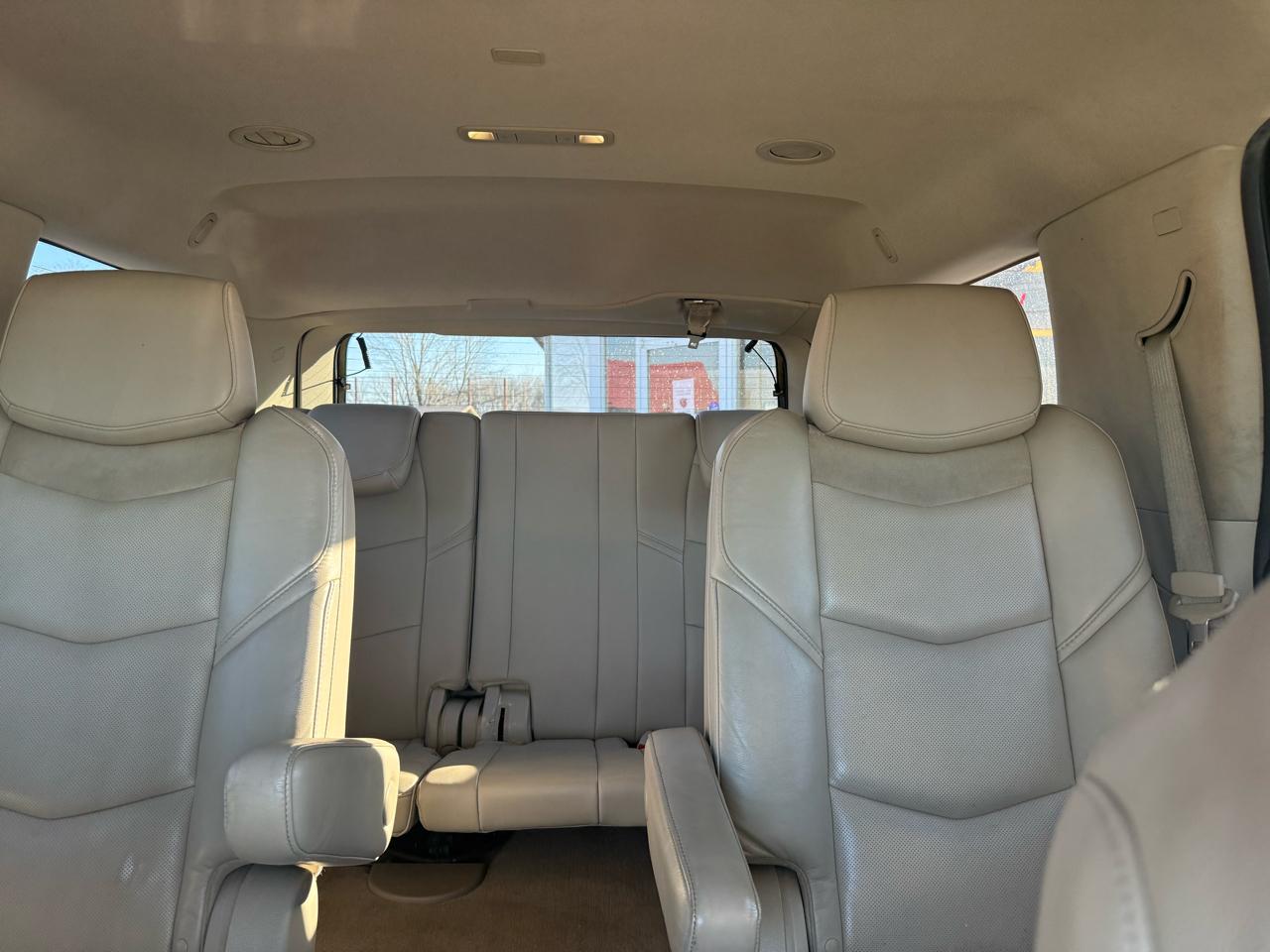 Cadillac Escalade Premium 2WD 2017