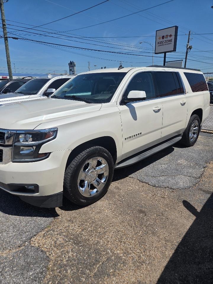 Chevrolet Suburban LT 1500 2WD 2015
